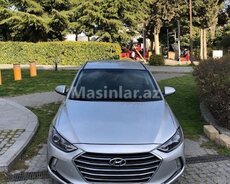 Hyundai Elantra, 2017 il