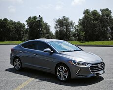Hyundai Elantra, 2017 il