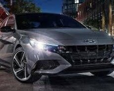 Hyundai Elantra 2022